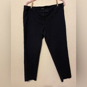 SIZE 12 Liz Claiborne Career Classic Cropped Navy Casual Office Pants